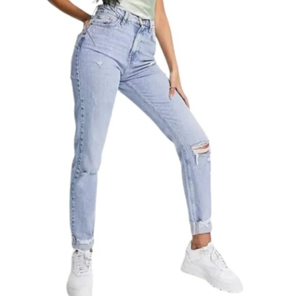 New RIVER ISLAND Carrie Mom Jeans Tall Ripped Knee Light wash size 6 US, 10UK - Picture 2 of 8